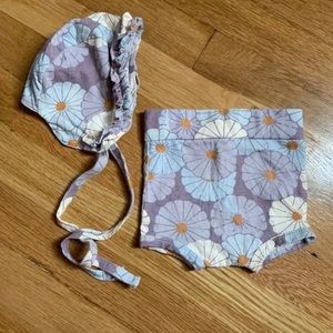 NWOT Kate Quinn Bloomers and Ruffle Bonnet